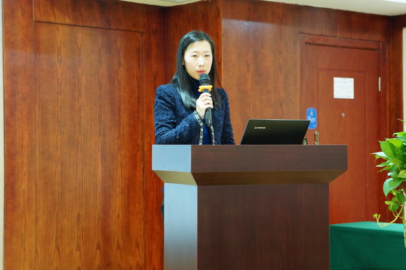 2015年12月22日-23日，遂宁种子教师培训，能源基金会中国传播专员周杰女士致辞