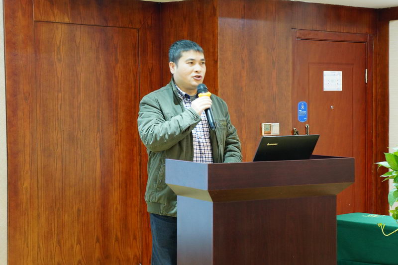2015年12月22日-23日，遂宁种子教师培训，遂宁市教育局副局长祝宗山先生致辞